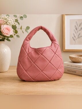 Falor pink leather bag